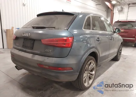 2016 Audi Q3 2.0T Premium Plus z USA, uszkodzony, nr VIN WA1EFCFS7GR010457